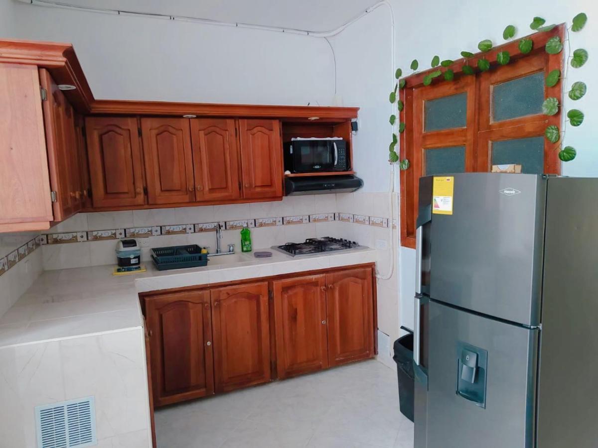 Готель Habitacion Privada En Jardin Cerca Al Parque Екстер'єр фото