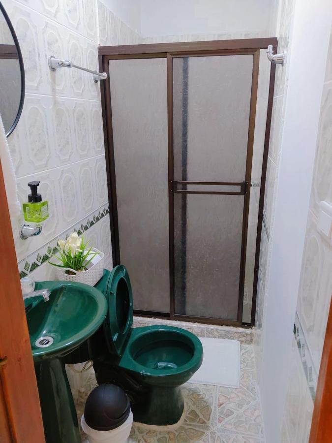 Готель Habitacion Privada En Jardin Cerca Al Parque Екстер'єр фото